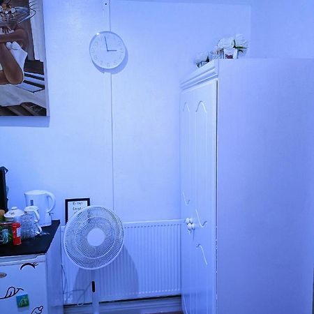 Homestay Bedspace Birmingham Ngoại thất bức ảnh